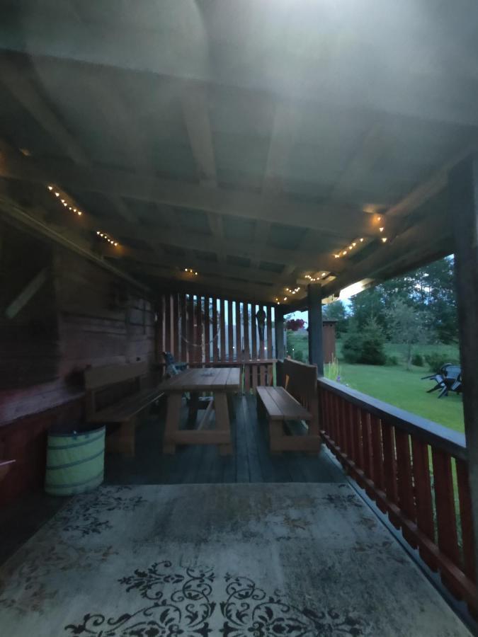 Zalioji Villa Paduyelis Exteriör bild