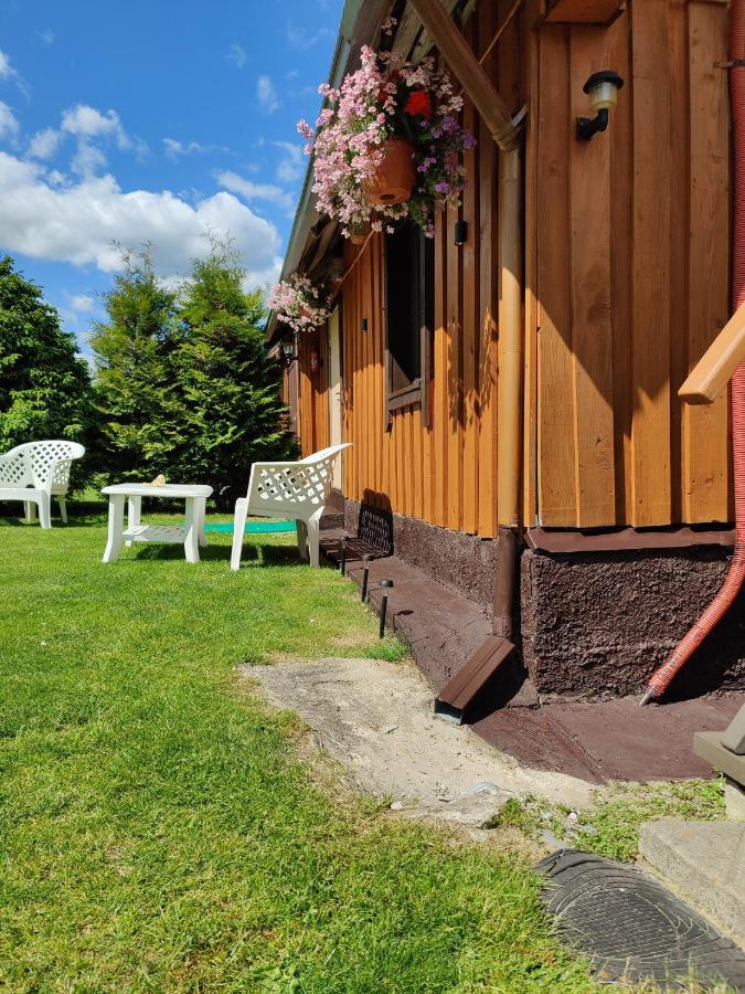 Zalioji Villa Paduyelis Exteriör bild